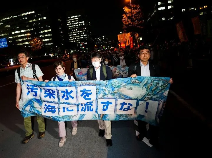 污水导致市民产生了恶心的症状_污水排放事件_日本排放核污水造成民众心理恐慌