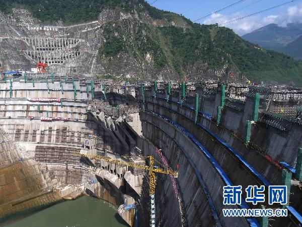 重大能源工程建设促经济惠民生