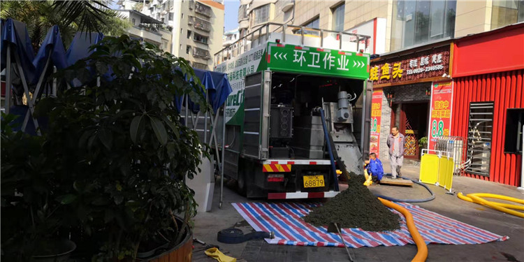 粪便净化吸粪车