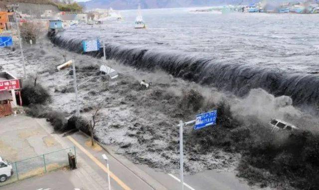 把核污水排进海里_核污水排入海洋会怎样_核污水排大海