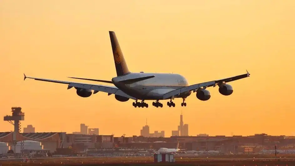 欧洲航班政策_欧洲国际航空_欧洲航空公司航班动态查询