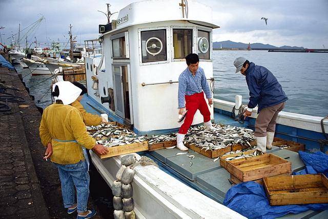 日本核污水排放20-30年_日本排放核污水长达多少年_日本核污水量