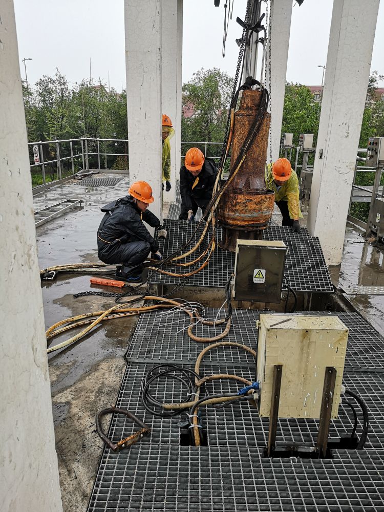 青岛污水处理设备维修电话_青岛市污水处理电话_青岛污水处理设备厂家