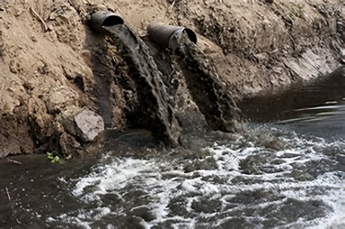 僵尸喝了核污水_核污水可以喝吗_核污水世界末日