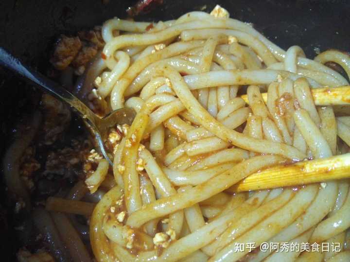 麻香嘴藤椒油品牌公司动态_麻香嘴食品有限公司_麻嘴是什么意思