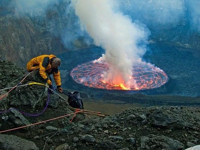 核废料可以放火山岩浆吗_核废料倒入火山_核废料倒入火山口